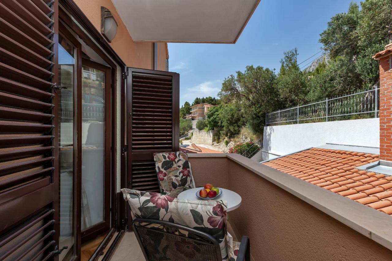 Guest House Lazeta Duće Exterior foto